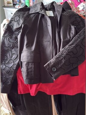 White House black market jacket lace like sleeves size 10 NWT